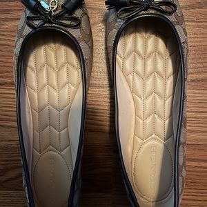 Coach Bennie signature flats